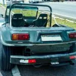 a segunda sinaleira no buggy Selvagem