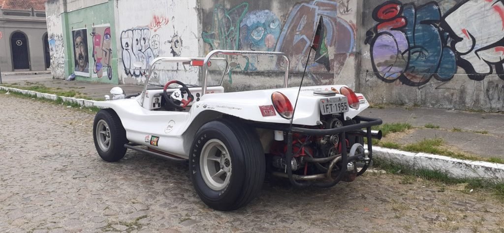 Velho'73 - Um buggy no Porto de Pelotas